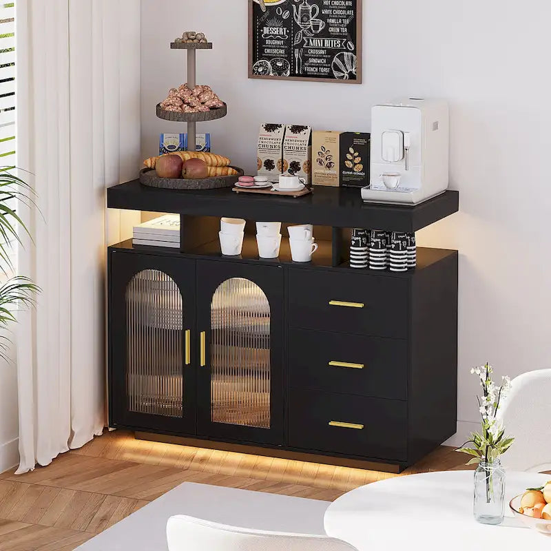 39 breite Anrichte mit LED-Beleuchtung