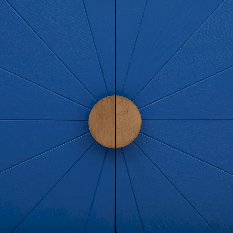 Caractéristiques uniques d’un meuble plaqué frêne avec portes à motif de lignes rayonnantes, idéal pour les salons et les couloirs