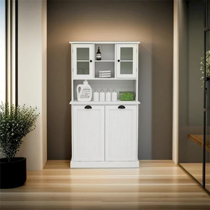 Hoher Badezimmerschrank mit Wäschekorb mit zwei Fächern und Kippöffnung